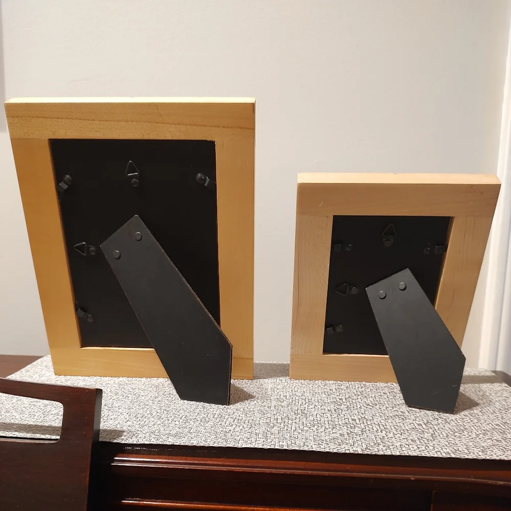 Set of 2 Light Wood Photo Frames